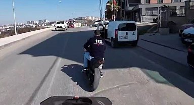 Beylikdüzü'nde polis ile ehliyetsiz sürücünün kovalamacası kamerada
