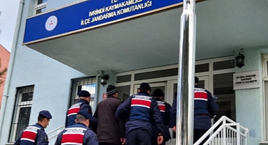 İvrindi'de FETÖ İle İrtibatlı Oldukları İddia Edilen 4 Şüpheliye Yönelik Operasyon