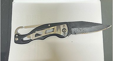 Parasını alamadığı iş yeri sahibini 6 yerinden bıçaklayan şüpheli yakalandı
