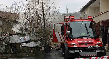 Sarıyer'de kömür sobasından yangın çıktı, evi kül olan yaşlı kadın gözyaşlarını tutamadı