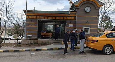 Taksi durakları arasındaki husumet kanlı bitti: 1 yaralı