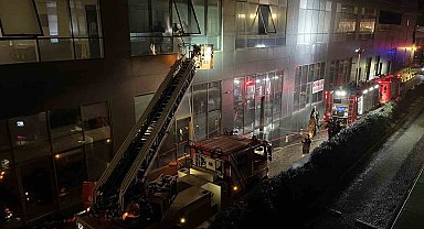 Bakırköy'de rezidansın spor salonunda yangın çıktı