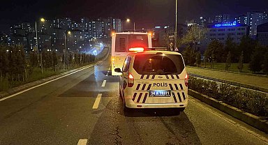 Başakşehir'de "yol verme" kavgası: Otobüs şoförünü bıçaklayıp kaçtı