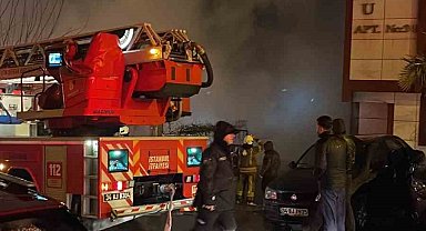 Beyoğlu'nda gecekonduda yangın paniği