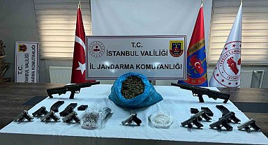 Eyüpsultan'da jandarmadan narkotik operasyonu: 62 gözaltı