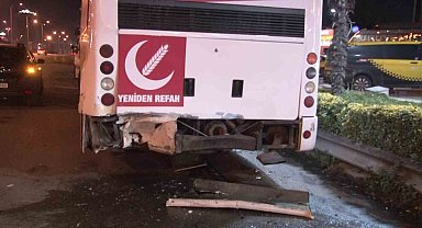 Maltepe'de alkollü sürücünün kullandığı otomobil 2 araca çarptı: 1 yaralı