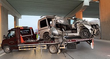 Pendik'te feci kazadan sürücü burnu bile kanamadan kurtuldu