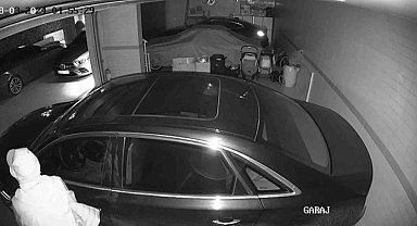 Üsküdar'da iş adamının otomobilini çalan şüpheli kıskıvrak yakalandı