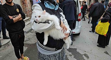 Beyoğlu'ndaki yangın sonrası alevlerden etkilenen binalar mühürlendi