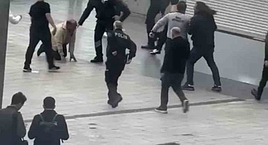 Kartal'da Adliye önünde aileler birbirine girdi
