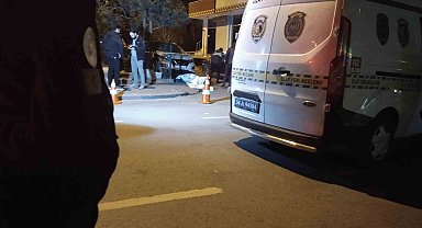 Sancaktepe'de husumetlisi olduğu şahsın aracını kurşunladı: 1 ölü
