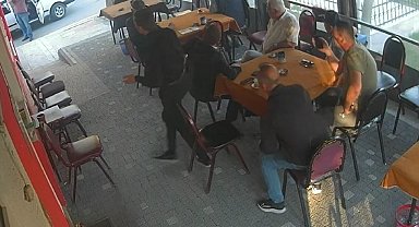 Silivri'de kahvehaneye silahlı saldırı: O anlar kamerada