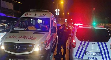 Sultanbeyli'de motosiklet ile otomobil çarpıştı: 1 yaralı