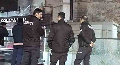 Üsküdar'da iş yerinde yangın paniği
