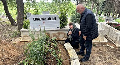 Aci ailesi oğullarına "kırmızı bülten" haberini mezarı başında gözyaşlarıyla verdi
