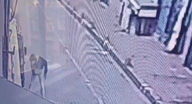 Fatih'te otomobilin lastiklerini böyle patlattı