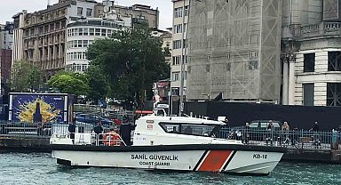 Galata Köprüsü'nde dalgıçlarla hayalet ağ temizliği yapıldı