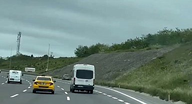 İstanbul'da aynaları kapalı şekilde trafikte seyretti