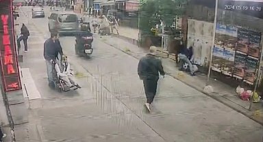 Kadıköy'de pitbull cinsi köpek çevredekilere saldırdı