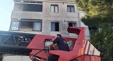 Kartal'da sabah saatlerinde korkutan yangın : 1 kişi öldü
