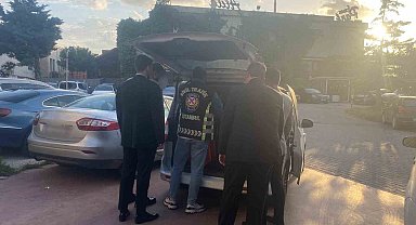 Küçükçekmece'de düğün konvoyunda E5 Karayolunu kapatan sürücülere ceza yağdı