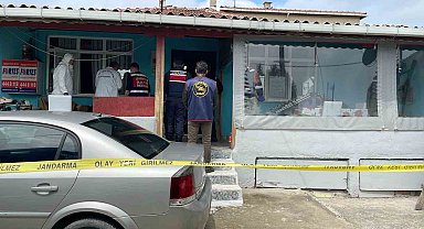 Silivri'de kan donduran cinayet: Babasını boğazından bıçaklayarak öldürdü