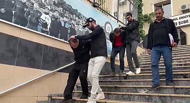 Sultanbeyli'de otomobilden bilgisayar çalan hırsızlar tutuklandı