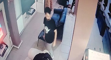 Sultangazi'de oyun konsolu hırsızlığı kamerada: "Arabamı çekip geleceğim" diyerek kaçtı