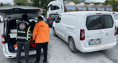 Yan yoldan geri çıkarken trafik akışını engelleyen sürücülere ceza yağdı