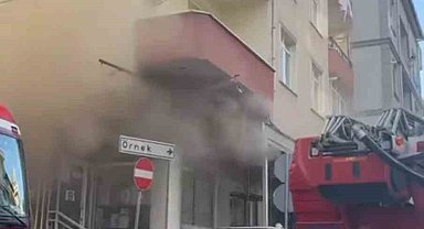 Ataşehir'de iş yerinde korkutan yangın