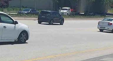 Başkent'te düğün konvoyundaki araç trafiği birbirine kattı