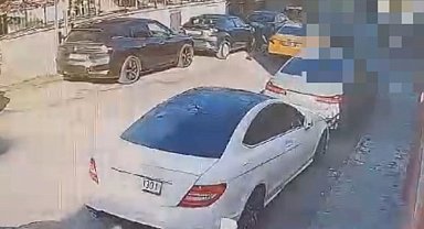 Beykoz'da cinayet anı kameraya yansıdı: Husumetlisine pusu kurup öldürdü