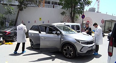 Fatih'te öğretmene silahlı saldırı: Aracına defalarca ateş açıldı