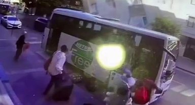 Küçükçekmece'de 3 katlı binanın çökme anı kamerada
