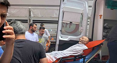 Küçükçekmece'de mahsur kalan yaşlı adamı tekstil çalışanı kurtardı