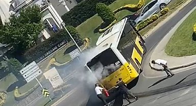 Maltepe'de İETT otobüsünden dumanlar yükseldi