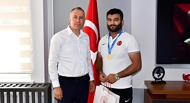 Şampiyon Sporcu Halil Çimen'den Gençlik ve Spor İl Müdürü'ne Ziyaret