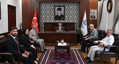 Savaştepe Belediye Başkanı Ali Koyuncu, Vali İsmail Ustaoğlu’nu Ziyaret Etti