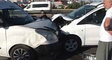 Sultanbeyli'de 3 araç birbirine girdi: 2 yaralı