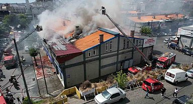 Sultangazi'de Sanko Sanayi Sitesi'nde korkutan yangın