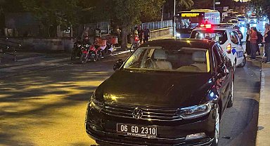 Ankara'da resmi plakalı araç motokurye ile çarpıştı: 1 yaralı