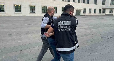 Aranan FETÖ'cü Ankara'da yakalanarak gözaltına alındı