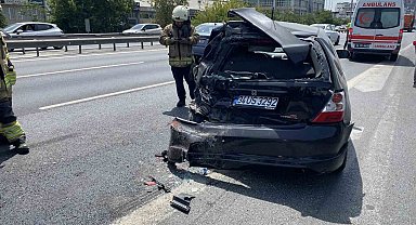 Arıza yapan otomobile kamyon çarptı: 1 yaralı
