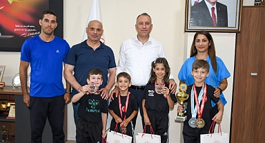Balıkesirli Sporcular Türkiye Çocuk Fitness Şampiyonası'nda Derece Elde Etti