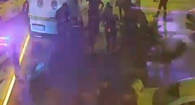 Esenyurt'ta iki grup arasına sokak ortasında çatışma çıktı: 1 yaralı