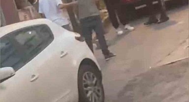 İstanbul'da sokakta "mini etek" kavgası: Kız kardeşine laf atılınca bıçak çekti