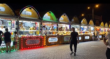 Ortaköy'de bağırarak müşteri çekmeye çalışan 40 hanutçuya ceza