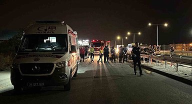 Silivri'de hafif ticari araç bariyere çarptı: 1 ölü, 1 yaralı