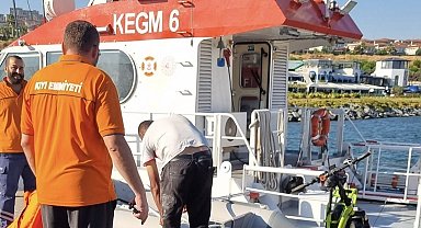 Şişme botla denizde sürüklenen şahıs Kıyı Emniyeti Genel Müdürlüğü'nce kurtarıldı