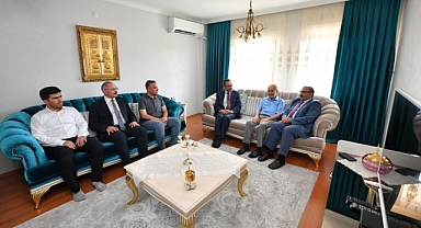 Vali Ustaoğlu'ndan 15 Temmuz Şehidi Mahmut Eren'in Ailesine Ziyaret